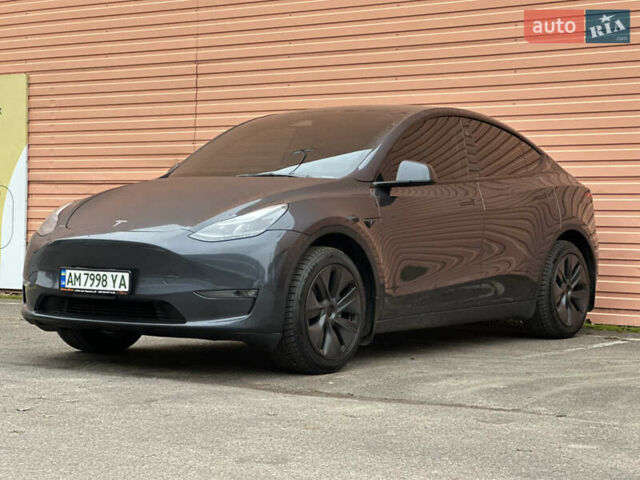 Серый Тесла Model Y, объемом двигателя 0 л и пробегом 2 тыс. км за 35490 $, фото 9 на Automoto.ua