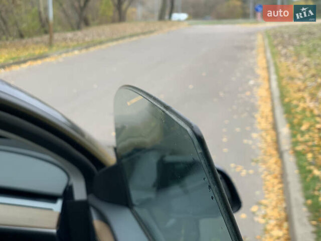 Серый Тесла Model Y, объемом двигателя 0 л и пробегом 14 тыс. км за 32300 $, фото 40 на Automoto.ua