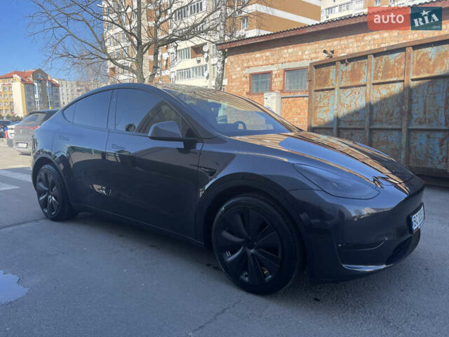 Серый Тесла Model Y, объемом двигателя 0 л и пробегом 22 тыс. км за 34700 $, фото 10 на Automoto.ua