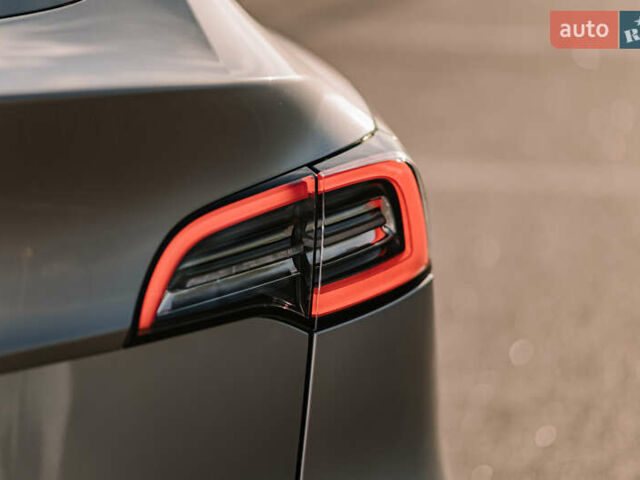 Сірий Тесла Model Y, об'ємом двигуна 0 л та пробігом 12 тис. км за 32500 $, фото 9 на Automoto.ua