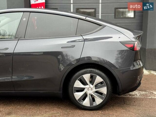 Сірий Тесла Model Y, об'ємом двигуна 0 л та пробігом 14 тис. км за 36999 $, фото 6 на Automoto.ua