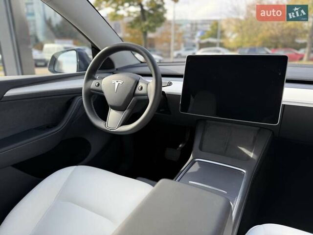 Сірий Тесла Model Y, об'ємом двигуна 0 л та пробігом 11 тис. км за 34500 $, фото 11 на Automoto.ua