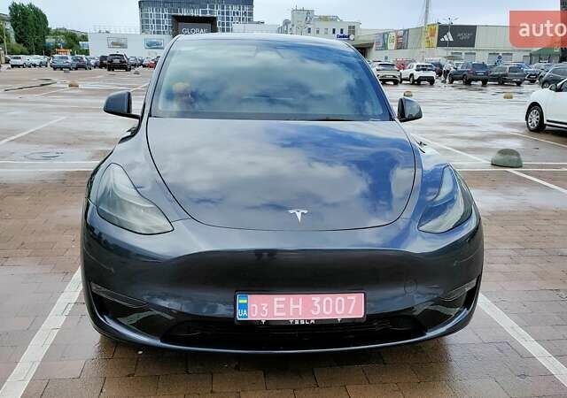 Серый Тесла Model Y, объемом двигателя 0 л и пробегом 11 тыс. км за 30599 $, фото 5 на Automoto.ua