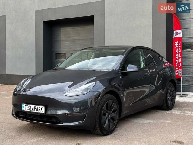 Серый Тесла Model Y, объемом двигателя 0 л и пробегом 1 тыс. км за 34500 $, фото 3 на Automoto.ua