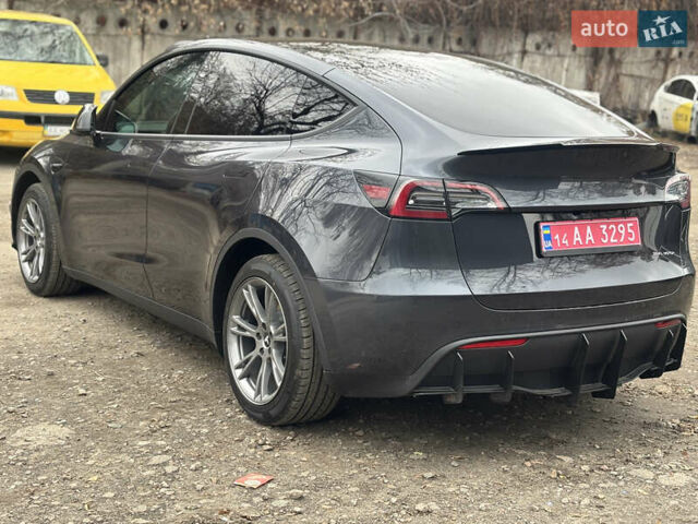 Серый Тесла Model Y, объемом двигателя 0 л и пробегом 22 тыс. км за 31500 $, фото 9 на Automoto.ua