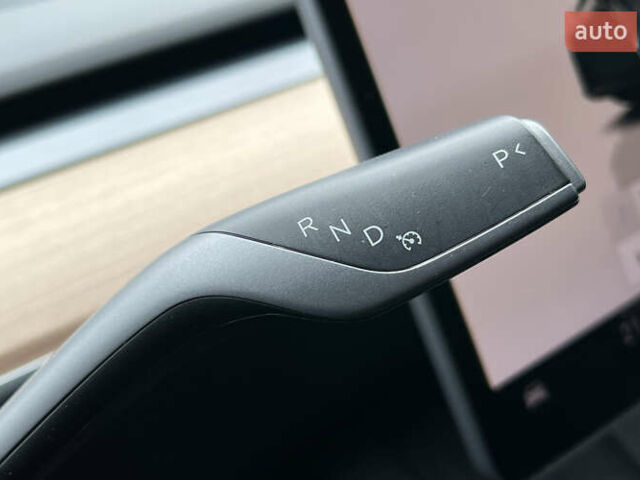 Сірий Тесла Model Y, об'ємом двигуна 0 л та пробігом 24 тис. км за 33850 $, фото 13 на Automoto.ua