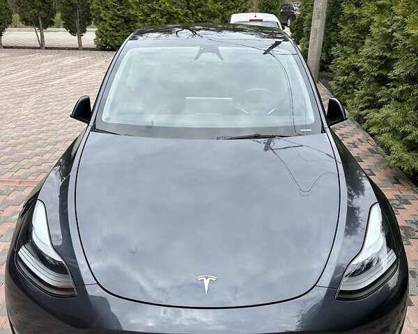 Серый Тесла Model Y, объемом двигателя 0 л и пробегом 15 тыс. км за 34500 $, фото 17 на Automoto.ua