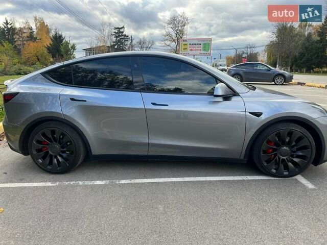 Сірий Тесла Model Y, об'ємом двигуна 0 л та пробігом 13 тис. км за 35499 $, фото 6 на Automoto.ua