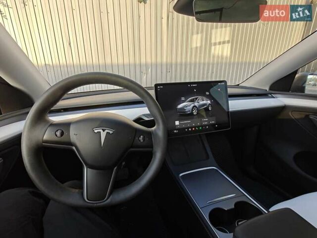 Серый Тесла Model Y, объемом двигателя 0 л и пробегом 21 тыс. км за 34000 $, фото 7 на Automoto.ua