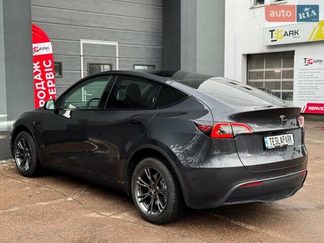 Серый Тесла Model Y, объемом двигателя 0 л и пробегом 24 тыс. км за 33500 $, фото 7 на Automoto.ua