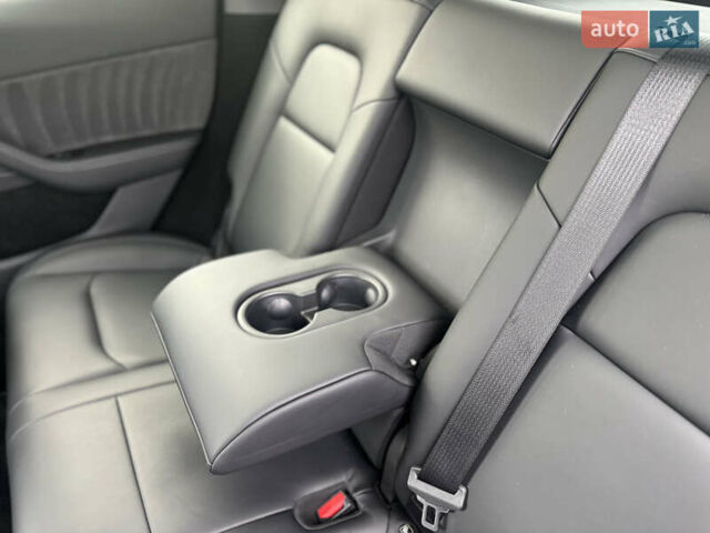 Тесла Model Y 2024 в Ковель на Automoto.ua Серый Тесла Model Y, объемом двигателя 0 л и пробегом 40 тыс. км за 37550 $, фото 20 на Automoto.ua