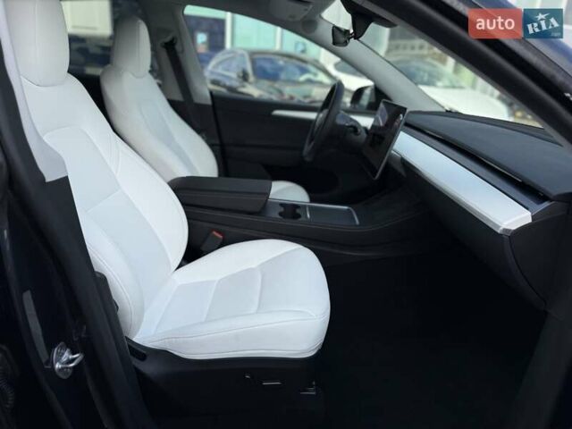Сірий Тесла Model Y, об'ємом двигуна 0 л та пробігом 11 тис. км за 34500 $, фото 12 на Automoto.ua
