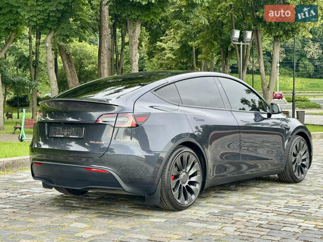 Серый Тесла Model Y, объемом двигателя 0 л и пробегом 7 тыс. км за 33999 $, фото 4 на Automoto.ua