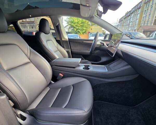 Сірий Тесла Model Y, об'ємом двигуна 0 л та пробігом 19 тис. км за 34900 $, фото 31 на Automoto.ua