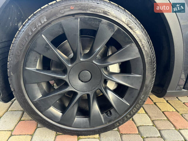 Сірий Тесла Model Y, об'ємом двигуна 0 л та пробігом 9 тис. км за 29900 $, фото 19 на Automoto.ua