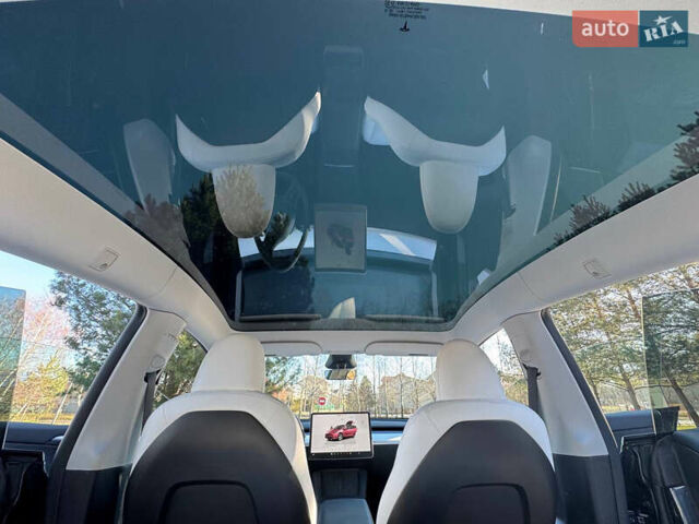 Серый Тесла Model Y, объемом двигателя 0 л и пробегом 9 тыс. км за 29500 $, фото 84 на Automoto.ua