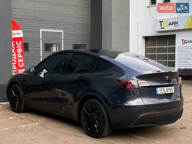 Сірий Тесла Model Y, об'ємом двигуна 0 л та пробігом 23 тис. км за 31999 $, фото 7 на Automoto.ua