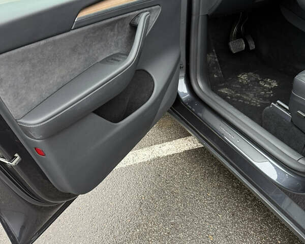 Сірий Тесла Model Y, об'ємом двигуна 0 л та пробігом 16 тис. км за 32900 $, фото 4 на Automoto.ua