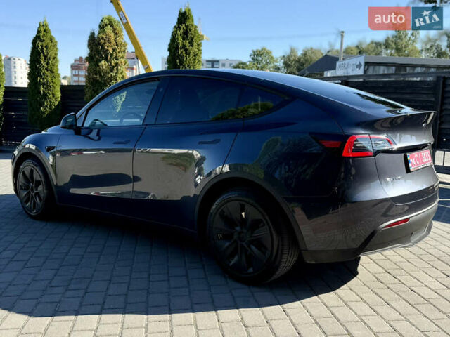 Серый Тесла Model Y, объемом двигателя 0 л и пробегом 12 тыс. км за 29500 $, фото 12 на Automoto.ua