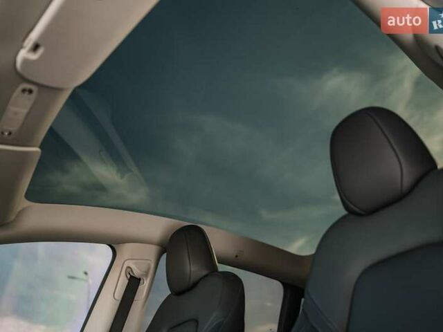 Сірий Тесла Model Y, об'ємом двигуна 0 л та пробігом 12 тис. км за 32500 $, фото 54 на Automoto.ua