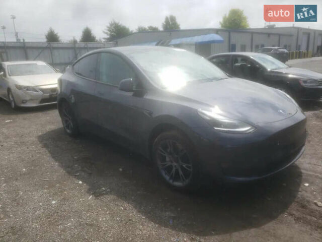 Серый Тесла Model Y, объемом двигателя 0 л и пробегом 31 тыс. км за 21500 $, фото 4 на Automoto.ua