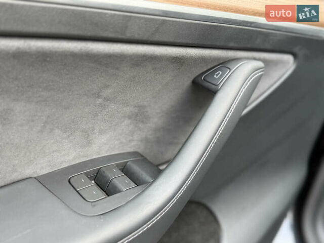 Сірий Тесла Model Y, об'ємом двигуна 0 л та пробігом 13 тис. км за 29999 $, фото 71 на Automoto.ua