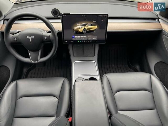 Серый Тесла Model Y, объемом двигателя 0 л и пробегом 22 тыс. км за 34700 $, фото 21 на Automoto.ua