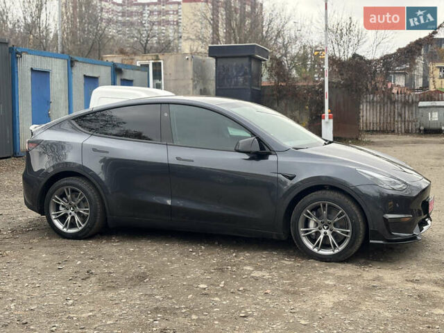 Серый Тесла Model Y, объемом двигателя 0 л и пробегом 22 тыс. км за 31500 $, фото 5 на Automoto.ua