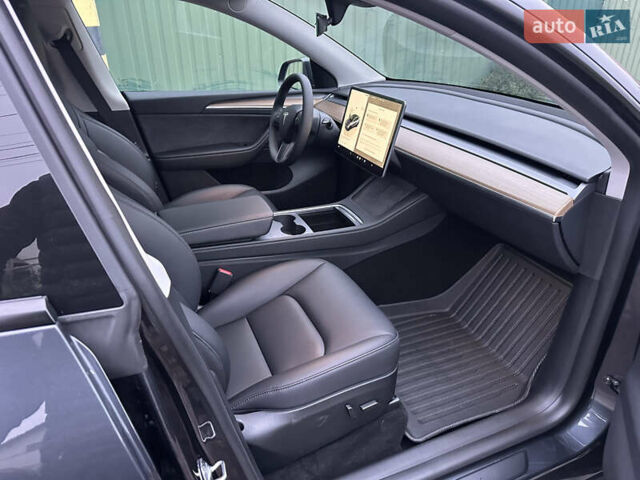 Сірий Тесла Model Y, об'ємом двигуна 0 л та пробігом 13 тис. км за 28200 $, фото 12 на Automoto.ua