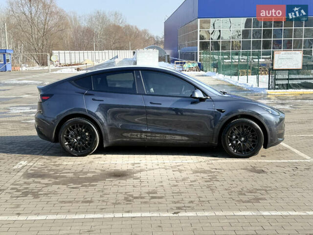 Серый Тесла Model Y, объемом двигателя 0 л и пробегом 21 тыс. км за 28900 $, фото 8 на Automoto.ua
