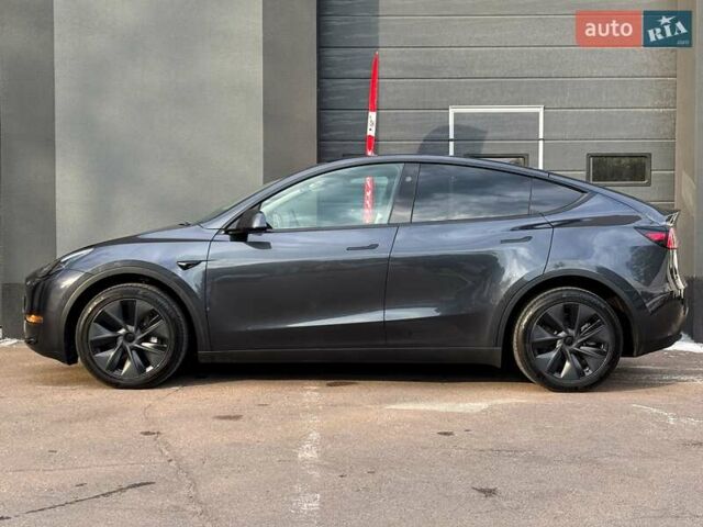 Серый Тесла Model Y, объемом двигателя 0 л и пробегом 1 тыс. км за 34500 $, фото 5 на Automoto.ua