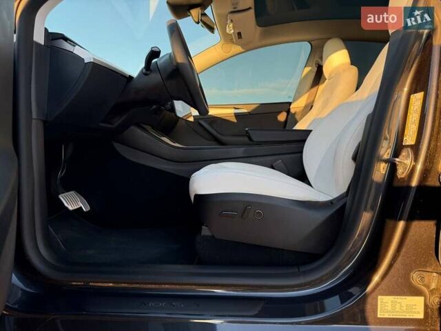 Сірий Тесла Model Y, об'ємом двигуна 0 л та пробігом 23 тис. км за 32700 $, фото 13 на Automoto.ua