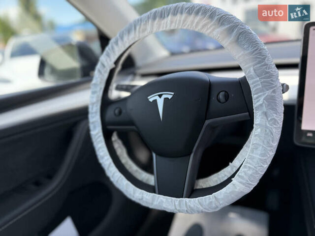 Сірий Тесла Model Y, об'ємом двигуна 0 л та пробігом 1 тис. км за 39950 $, фото 25 на Automoto.ua