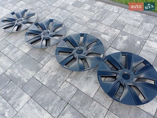 Серый Тесла Model Y, объемом двигателя 0 л и пробегом 7 тыс. км за 30800 $, фото 20 на Automoto.ua