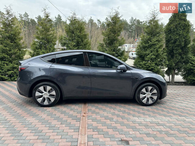 Серый Тесла Model Y, объемом двигателя 0 л и пробегом 15 тыс. км за 34500 $, фото 16 на Automoto.ua