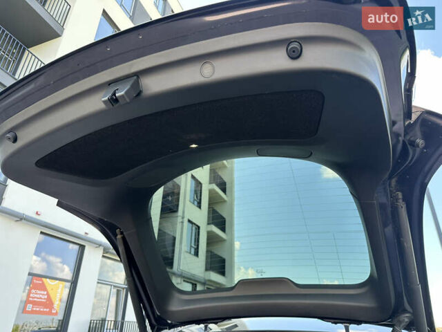 Серый Тесла Model Y, объемом двигателя 0 л и пробегом 6 тыс. км за 35999 $, фото 22 на Automoto.ua
