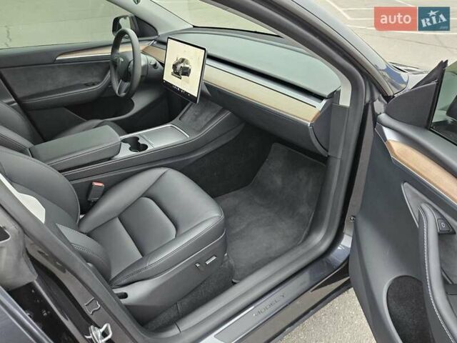 Сірий Тесла Model Y, об'ємом двигуна 0 л та пробігом 12 тис. км за 29900 $, фото 27 на Automoto.ua
