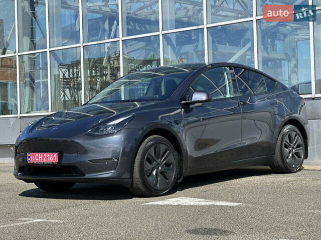 Серый Тесла Model Y, объемом двигателя 0 л и пробегом 1 тыс. км за 35490 $, фото 11 на Automoto.ua