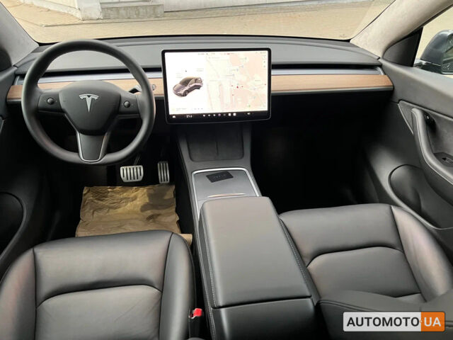 купити нове авто Тесла Model Y 2024 року від офіційного дилера VinAVto Тесла фото