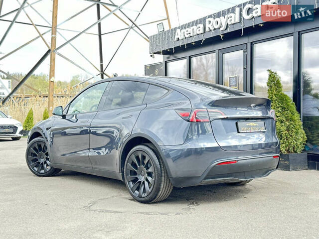 Серый Тесла Model Y, объемом двигателя 0 л и пробегом 1 тыс. км за 39900 $, фото 3 на Automoto.ua