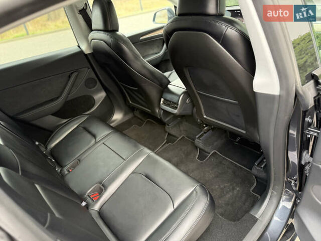 Сірий Тесла Model Y, об'ємом двигуна 0 л та пробігом 13 тис. км за 29999 $, фото 51 на Automoto.ua