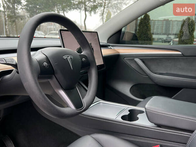 Сірий Тесла Model Y, об'ємом двигуна 0 л та пробігом 24 тис. км за 33850 $, фото 9 на Automoto.ua