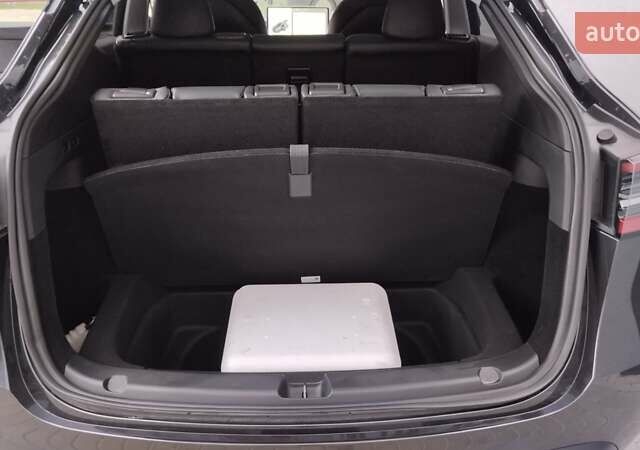 Сірий Тесла Model Y, об'ємом двигуна 0 л та пробігом 3 тис. км за 26500 $, фото 2 на Automoto.ua