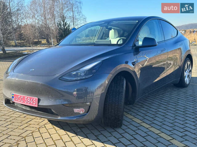 Серый Тесла Model Y, объемом двигателя 0 л и пробегом 9 тыс. км за 29500 $, фото 3 на Automoto.ua