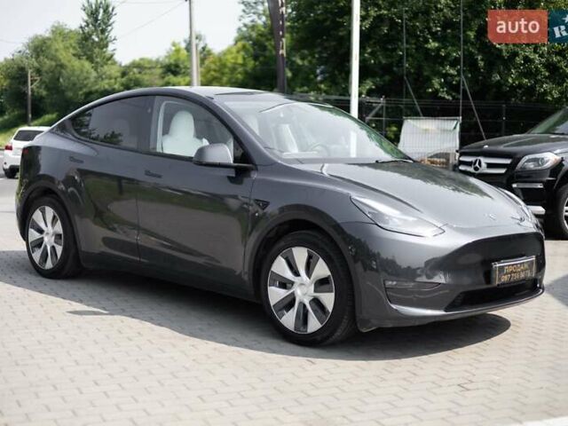 Серый Тесла Model Y, объемом двигателя 0 л и пробегом 24 тыс. км за 29500 $, фото 13 на Automoto.ua