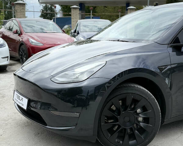 Серый Тесла Model Y, объемом двигателя 0 л и пробегом 4 тыс. км за 28400 $, фото 8 на Automoto.ua