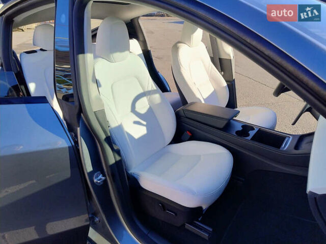 Сірий Тесла Model Y, об'ємом двигуна 0 л та пробігом 15 тис. км за 29988 $, фото 16 на Automoto.ua