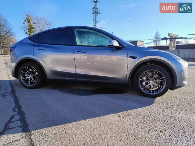 Сірий Тесла Model Y, об'ємом двигуна 0 л та пробігом 15 тис. км за 29988 $, фото 9 на Automoto.ua