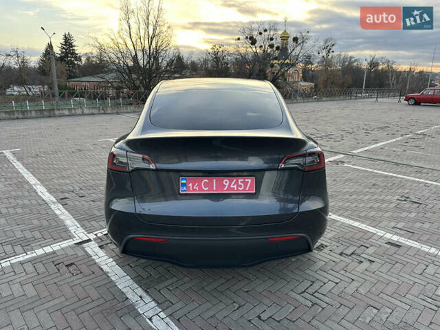 Сірий Тесла Model Y, об'ємом двигуна 0 л та пробігом 30 тис. км за 33999 $, фото 6 на Automoto.ua