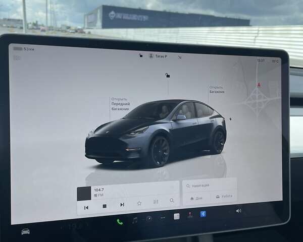 Серый Тесла Model Y, объемом двигателя 0 л и пробегом 20 тыс. км за 25000 $, фото 5 на Automoto.ua